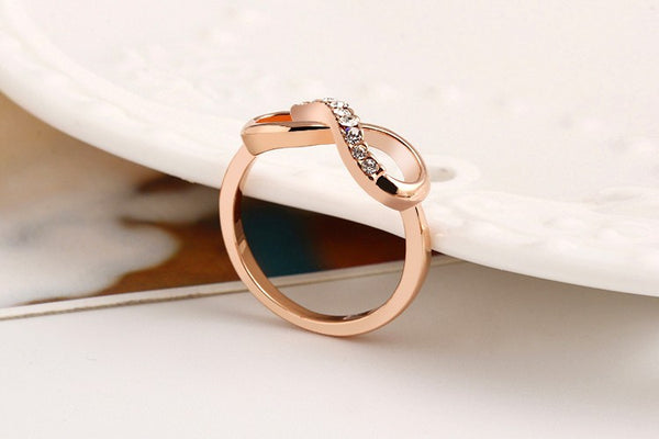 Gold Plated Color Infinity Shaped Ring With Crystals for Women. Perfect Gift!